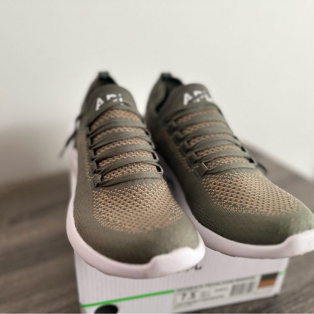 APL Women’s Techloom Breeze Sneakers
